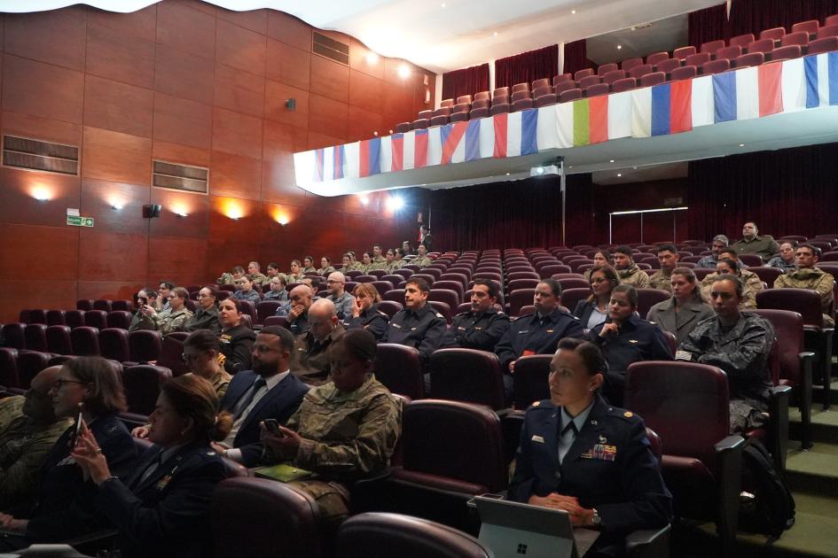 Taller Mujer, Paz y Seguridad Taller Mujer, Paz y Seguridad