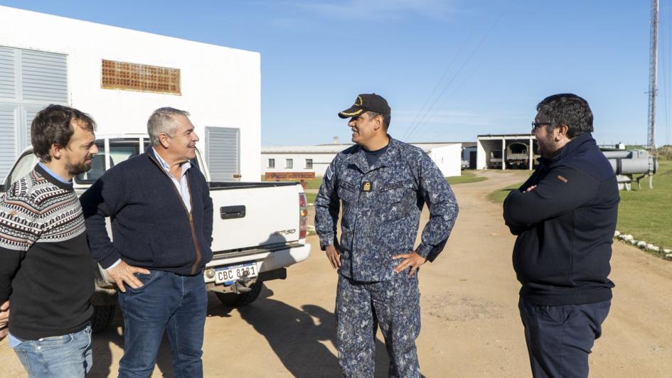 Ministerio de Defensa y Mides trabajan por el Plan Invierno Ministerio de Defensa y Mides trabajan por el Plan Invierno