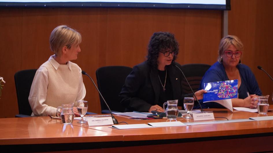 Compromiso del gobierno en búsqueda de la verdad Compromiso del gobierno en búsqueda de la verdad