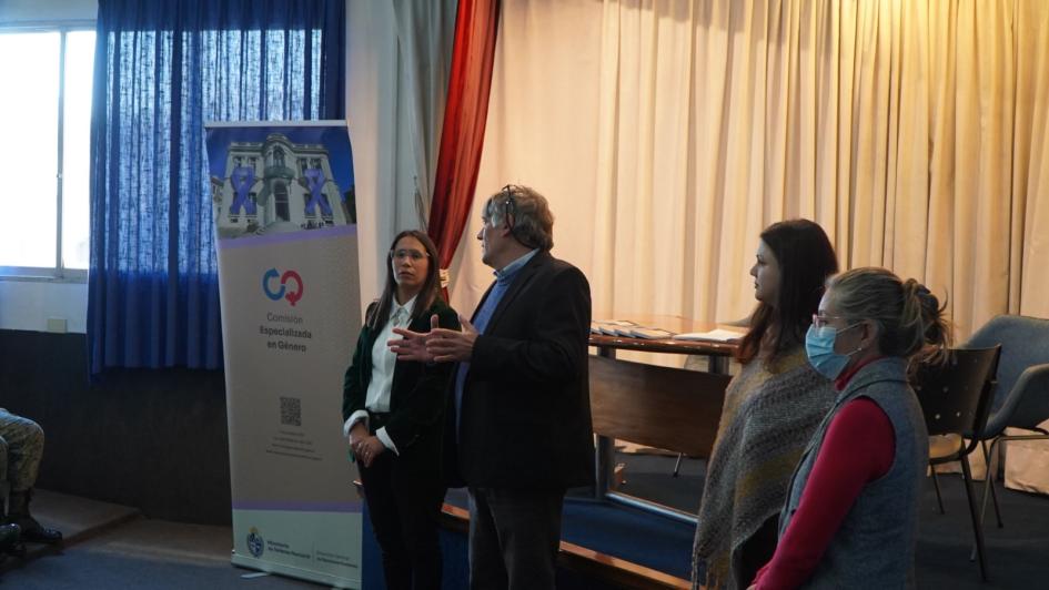 Capacitaciones con las Comisiones Especializadas en Género Capacitaciones con las Comisiones Especializadas en Género