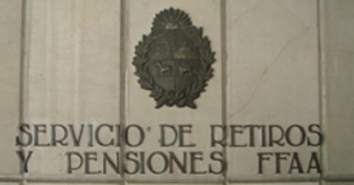 Servicio de Retiros y Pensiones de las Fuerzas Armadas Servicio de Retiros y Pensiones de las Fuerzas Armadas