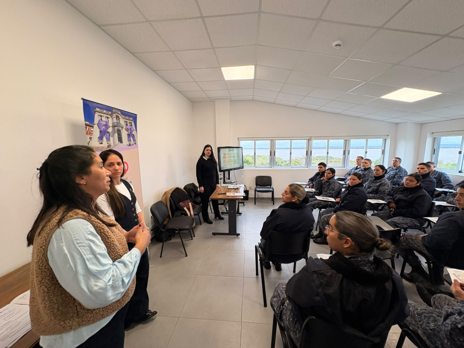 Taller de Unidad de Género en Fray Bentos