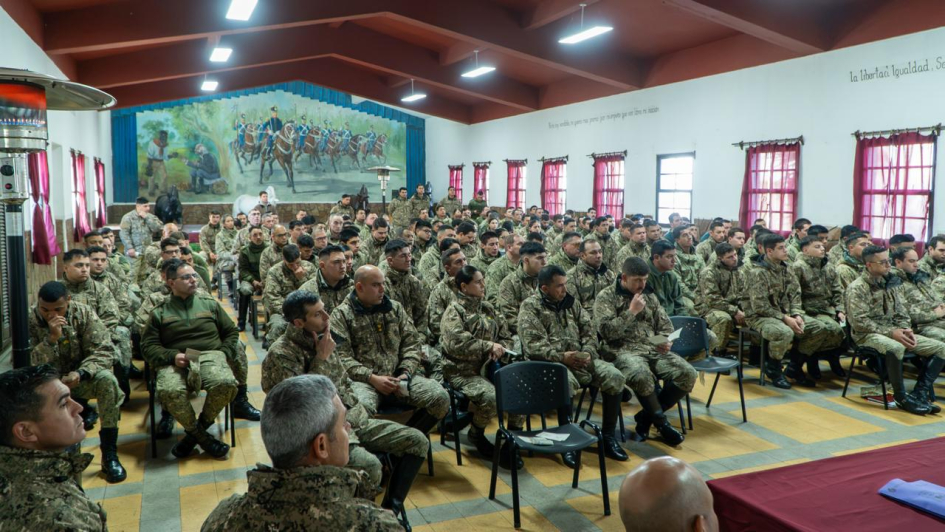  Talleres de sensibilización y capacitación en el Ejército Nacional