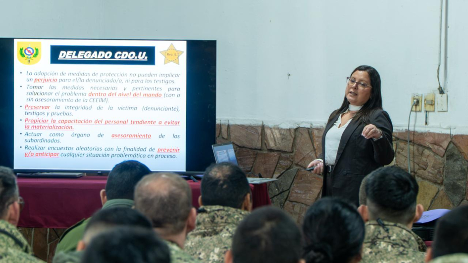  Talleres de sensibilización y capacitación en el Ejército Nacional