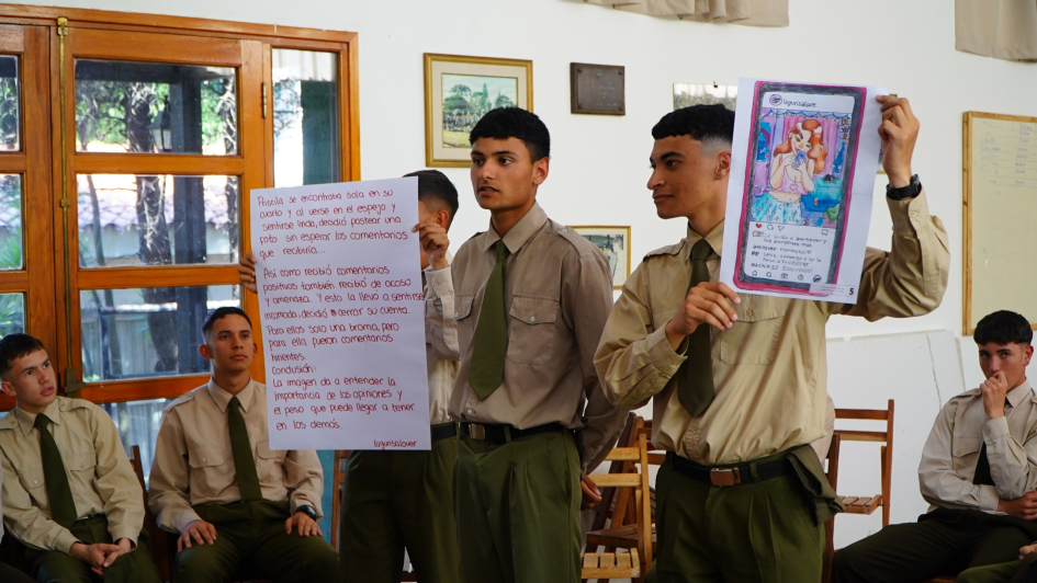 Talleres de sensibilización en el Liceo Militar Talleres de sensibilización en el Liceo Militar