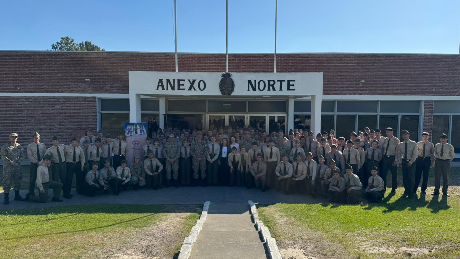 Talleres de sensibilización en el Liceo Militar Talleres de sensibilización en el Liceo Militar