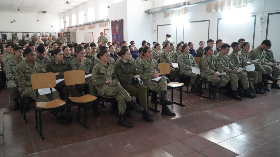 Talleres de sensibilización en el Liceo Militar Talleres de sensibilización en el Liceo Militar