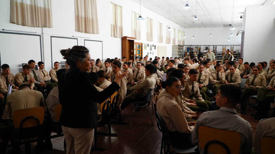 Talleres de sensibilización en el Liceo Militar Talleres de sensibilización en el Liceo Militar