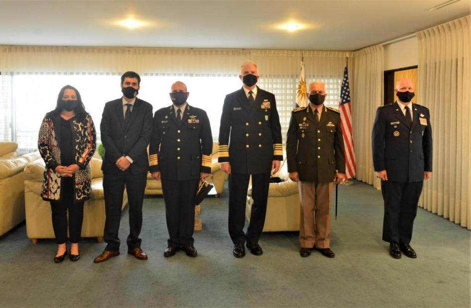 Visita del Jefe del Comando Sur de Estados Unidos, el Almirante Graig. S. Faller