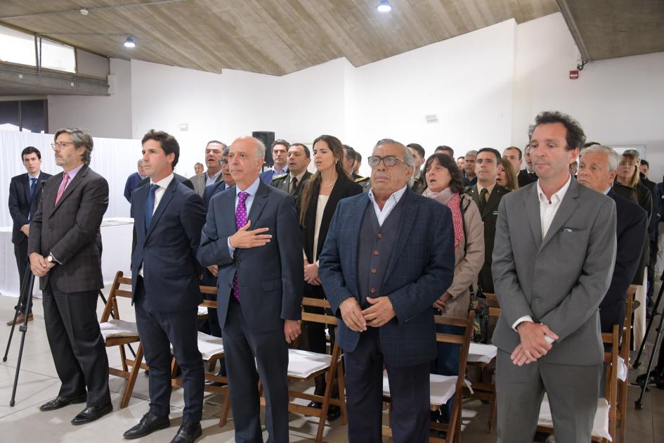 Firma de contrato para obras en nuevo paso de frontera de Fray Bentos Firma de contrato para obras en nuevo paso de frontera de Fray Bentos
