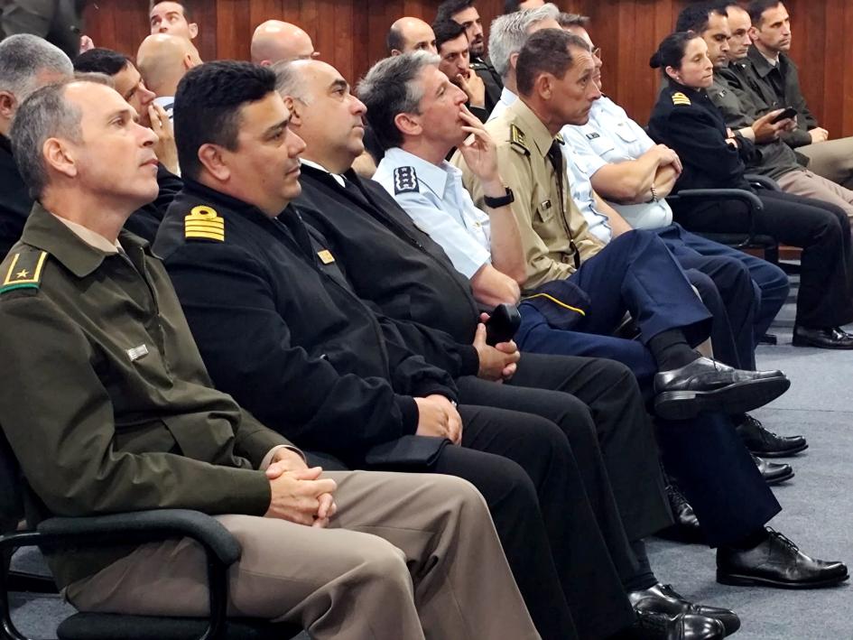 Autoridades presentes en la Clausura del Curso en la ESGUE. Autoridades presentes en la Clausura del Curso en la ESGUE.