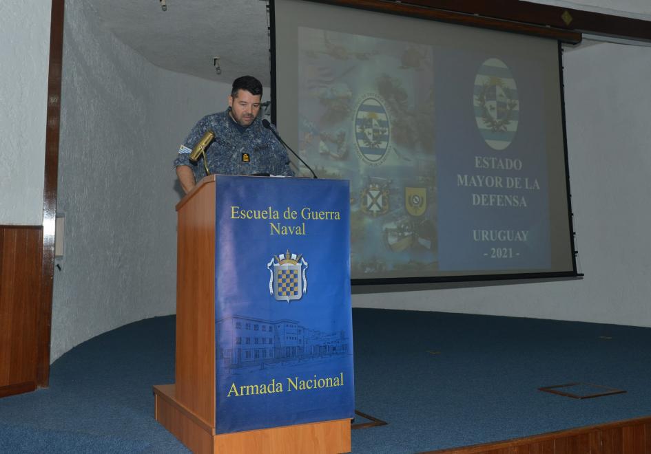 XVIII modulo conjunto de cursos de Estado Mayor para JJ de las FFAA XVIII modulo conjunto de cursos de Estado Mayor para JJ de las FFAA
