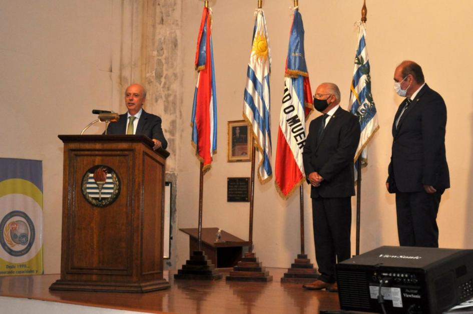 Asunción del Gral. (R) Mag. Hebert Fígoli como Director General del CALEN