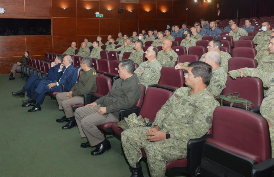 Conferencia Ciberseguridad IMES autoridades en la conferencia