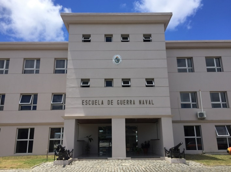 Escuela de Guerra Naval Escuela de Guerra Naval