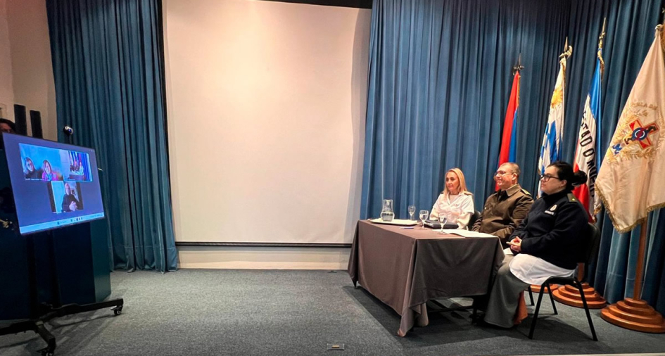 Firma de contrato con la Escuela de Graduados de la Facultad de Medicina Firma de contrato con la Escuela de Graduados de la Facultad de Medicina