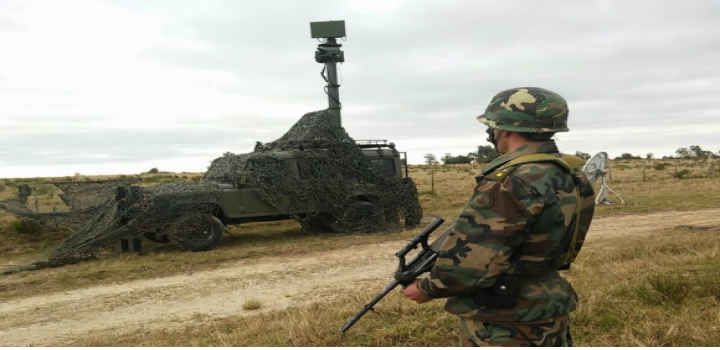 integrante del ejército apostado en la frontera