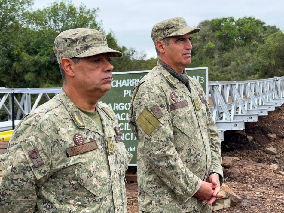 autoridades del Ejército