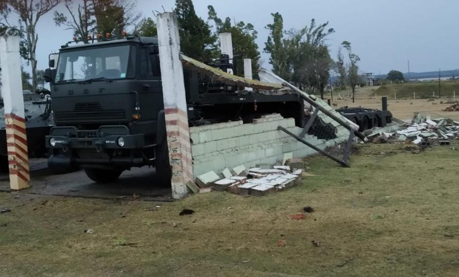 Unidad militar de Paysandú con destrozos tras turbonada Unidad militar de Paysandú con destrozos tras turbonada