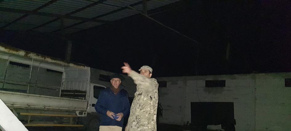 Ministro García junto a personal militar en Paysandú tras turbonada Ministro García junto a personal militar en Paysandú tras turbonada