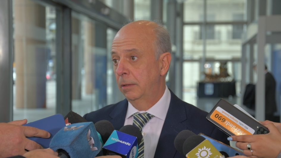 Ministro de Defensa Nacional, Javier García en rueda de prensa