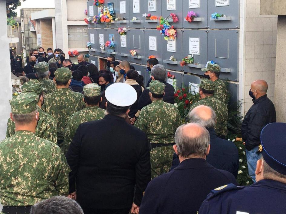 Sepelios de los tres infantes de Marina