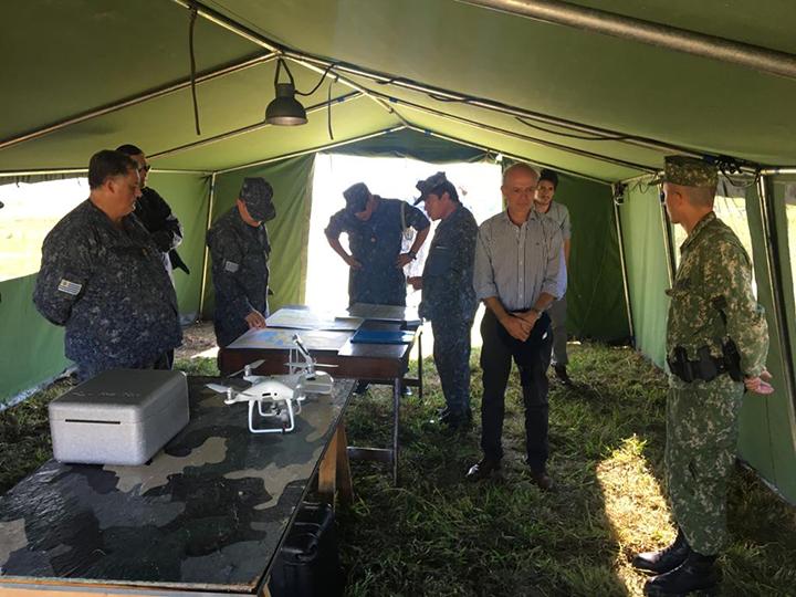 Efectivos realizando controles de patrullaje