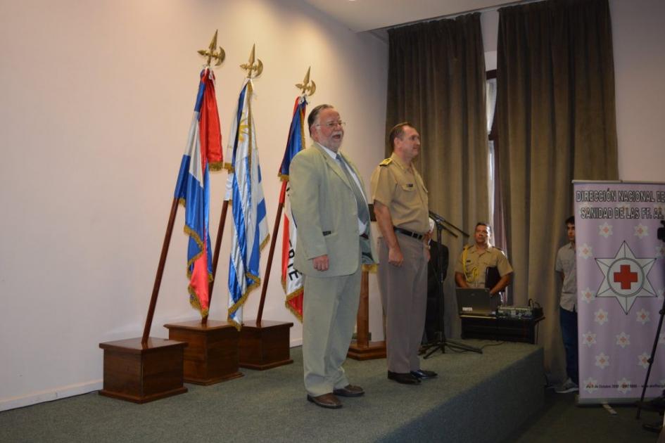 Ministro de Defensa Nacional, José Bayardi nombrando a las nuevas autoridades en Sanidad Militar y Hospital Militar