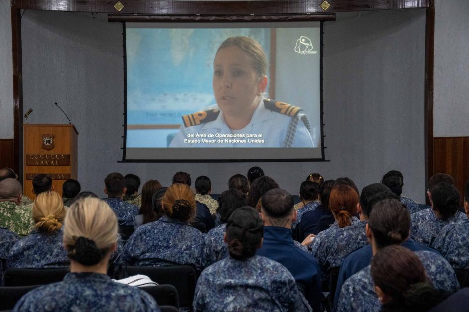 Décima sesión informativa sobre Proyecto Elsie en Escuela Naval