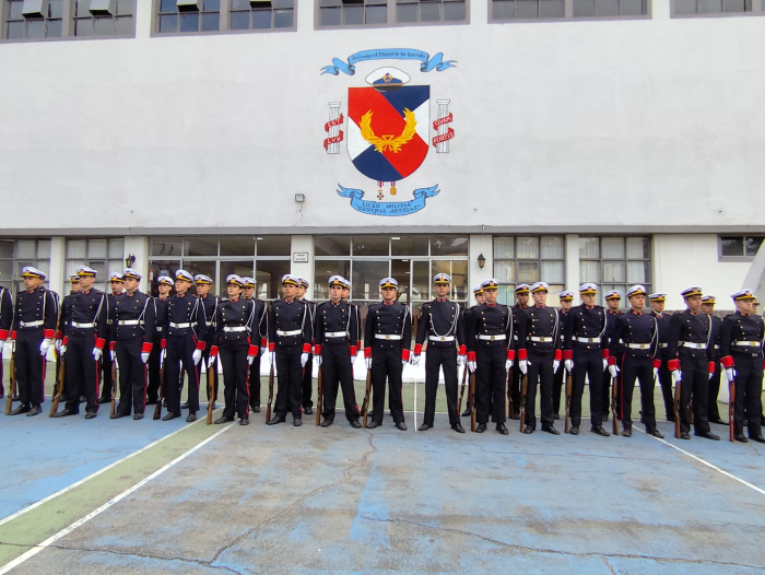 Llamado para ocupar cargo de profesores en el Liceo Militar Llamado para ocupar cargo de profesores en el Liceo Militar