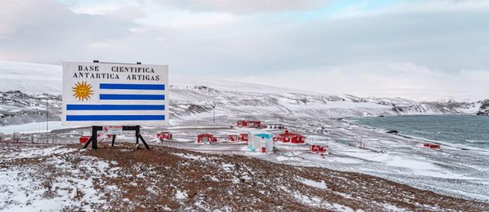 Base Antártica Artigas 