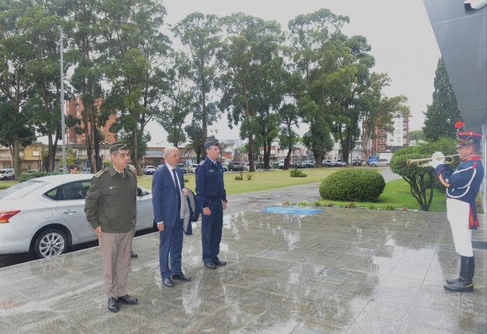 Conferencia Ciberseguridad IMES (recepción Ministro de Defensa - Javier García)