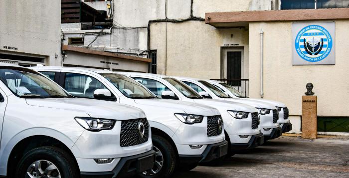 camionetas entregadas a las FFAA camionetas entregadas a las FFAA