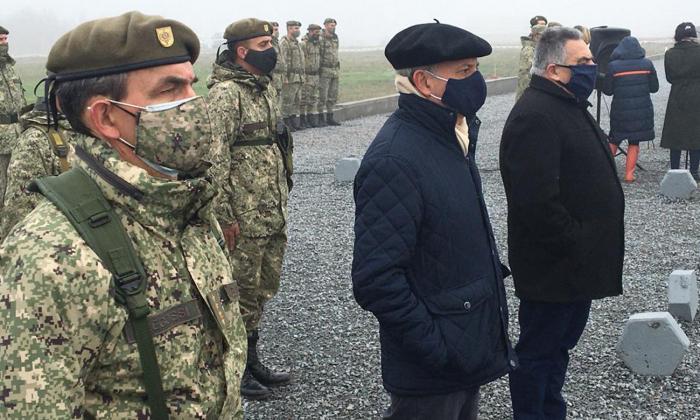 Ministro de Defensa Nacional junto a autoridades en Tacuarembó