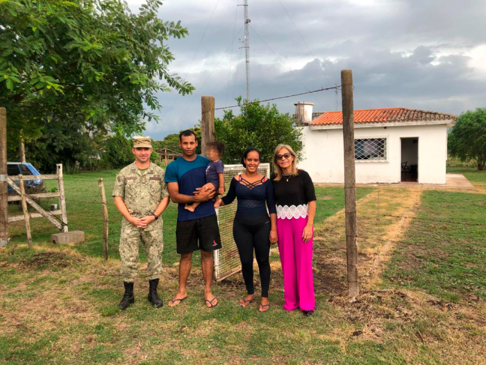 Entrega de viviendas de servicio a personal subalterno