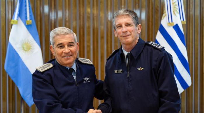 Reunión bilateral entre Uruguay y Argentina