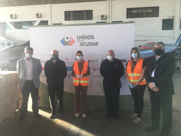 Entrega de donación de máscaras para prevención de coronavirus Entrega de donación de máscaras para prevención de coronavirus