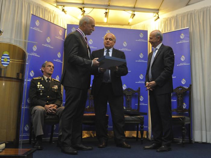 Acto de reconocimiento al gral. Alcaín