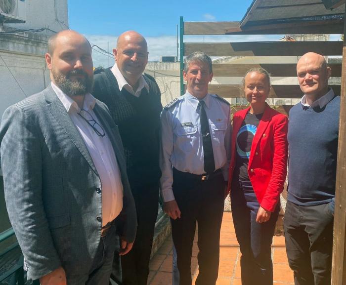 visita a la Unidad de Cibercrimen de Interpol de Uruguay