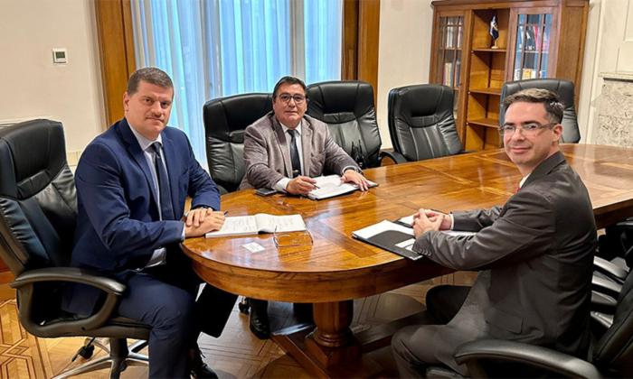 Autoridades trabajan para instrumentar convenio con el CALEN