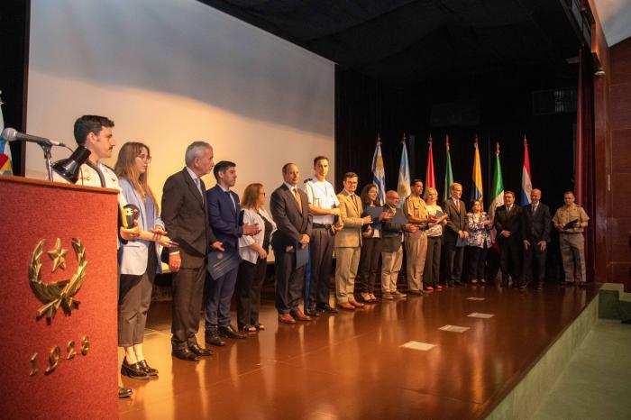 Ceremonia de clausura de cursos del Calen