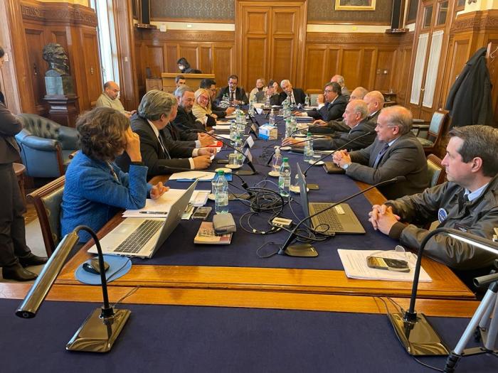 Ministro García en Comisión de Defensa del Senado Ministro García en Comisión de Defensa del Senado