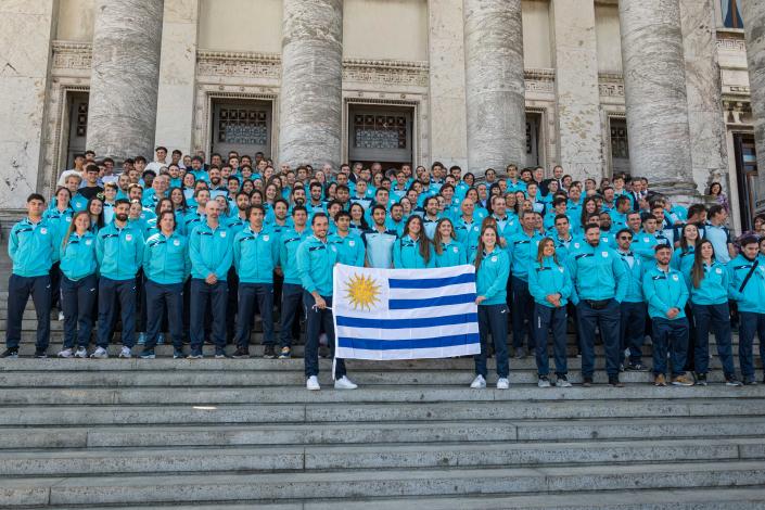 Deportistas uruguayos, que viajan a Asunción para jugar los XII Juegos Olímpicos Suramericanos