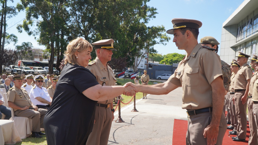Ceremonia de clausura de cursos del Instituto Militar de Estudios Superiores