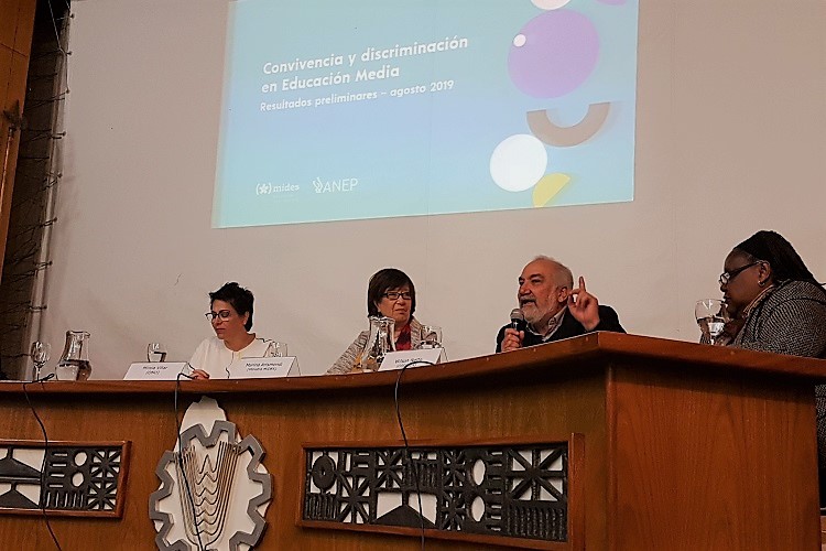 Presentación del estudio “Convivencia y Discriminación en Educación Media en Uruguay” Mesa de autoridades