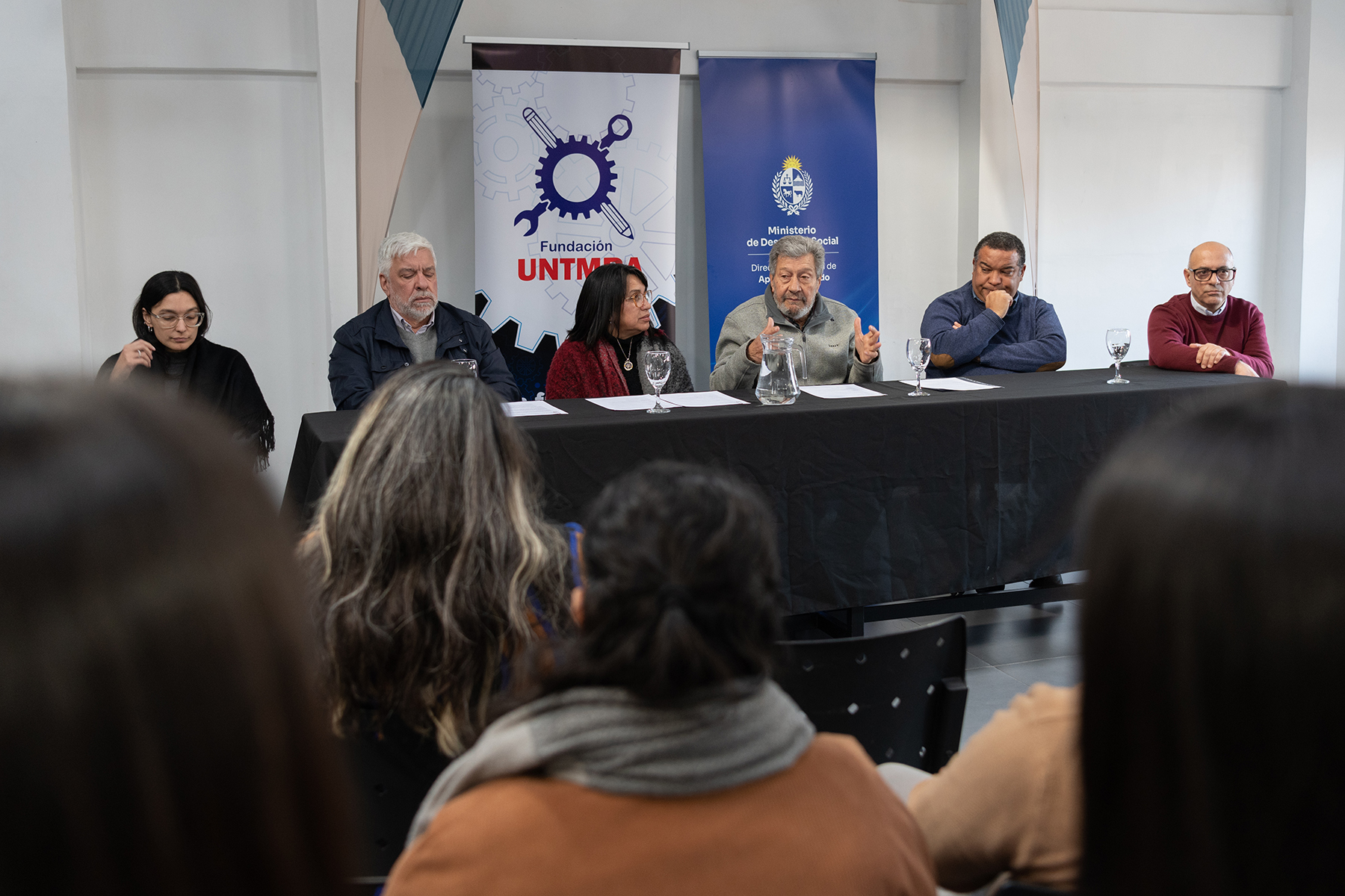 Mesa de expositores