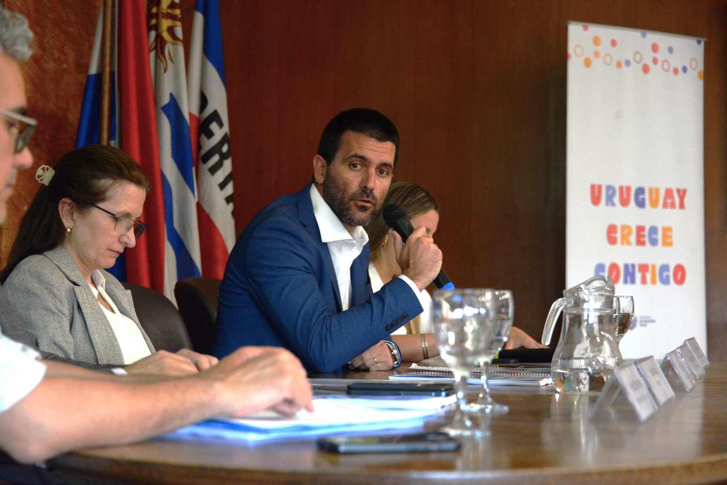 Ministro de Desarrollo Social durante su exposición. Foto: Presidencia de la República.
