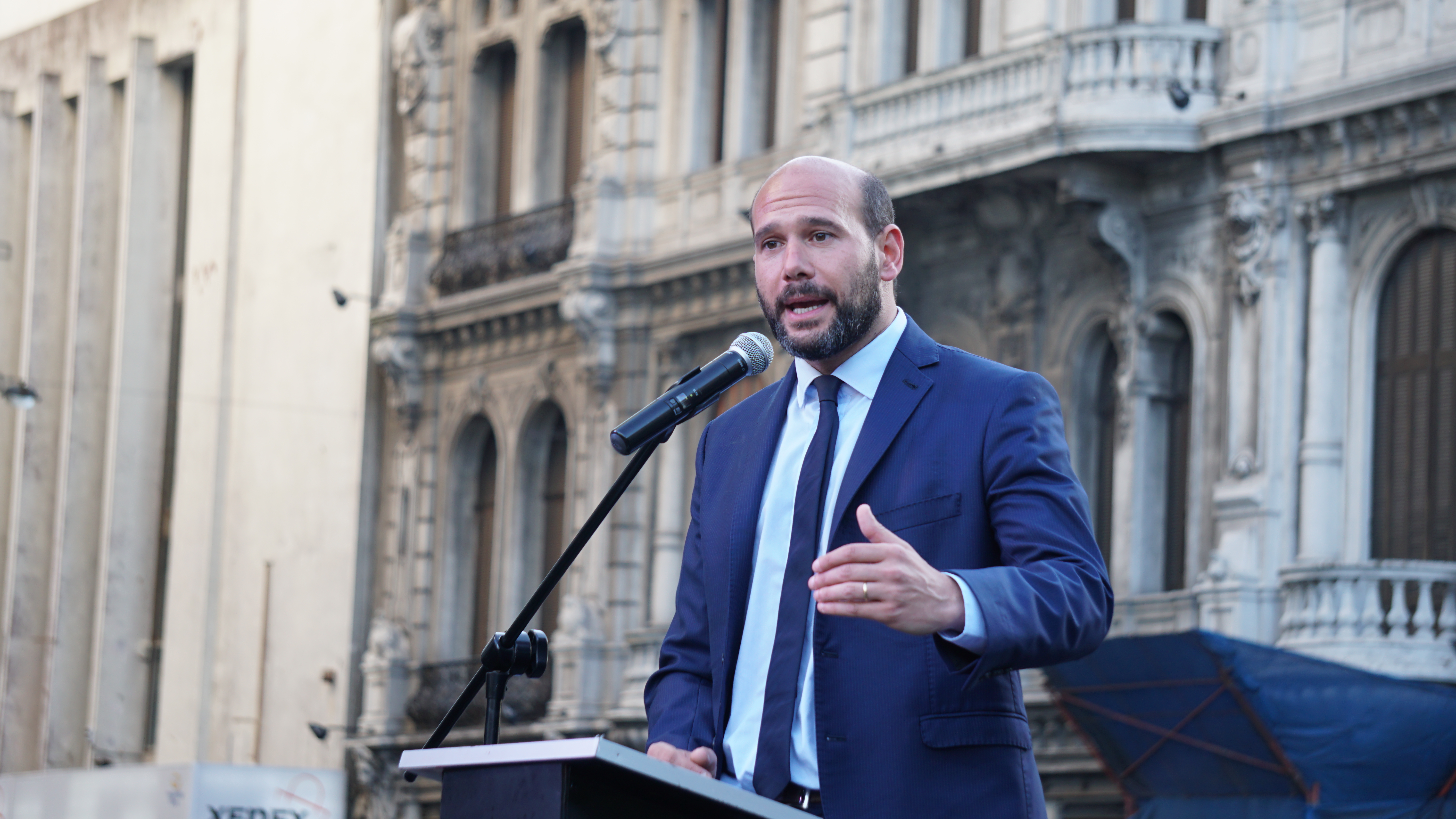 Ministro Lema durante su oratoria