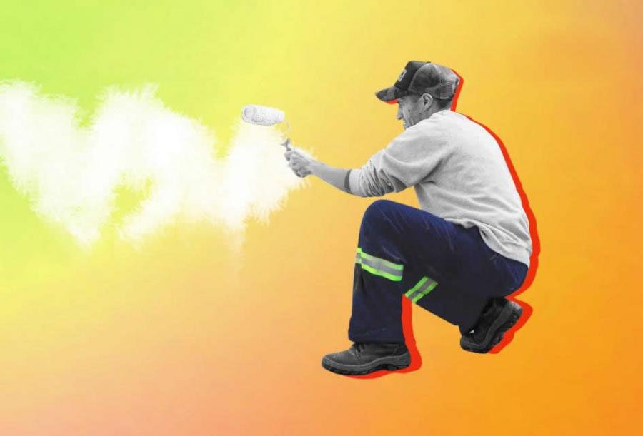 imagen persona pintando trabajando
