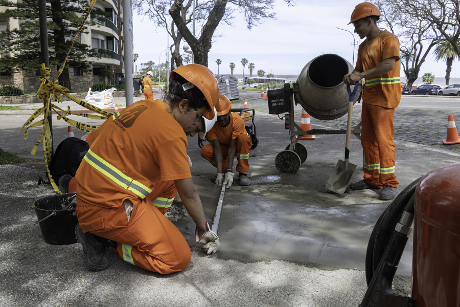 tareas de construcción de rampas accesibles